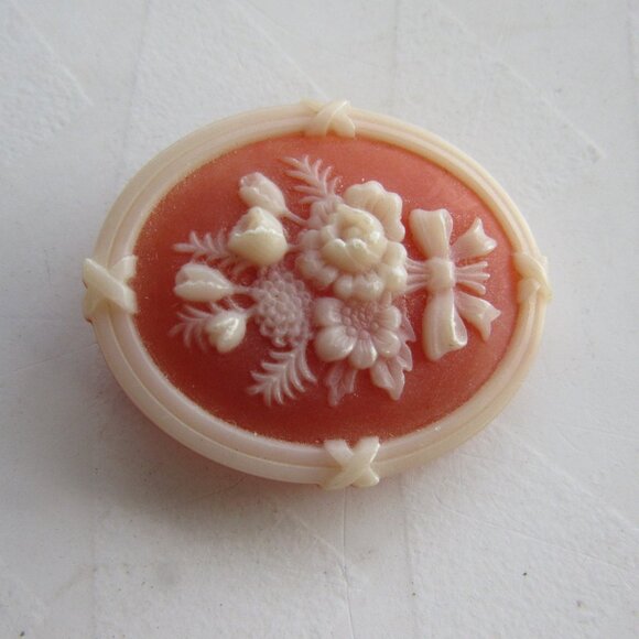 Vintage Floral Brooch - Picture 2 of 5